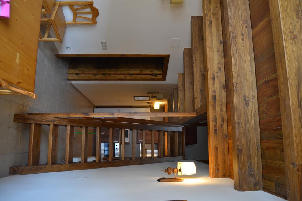 Hostal La Muntanya 카스테야르 데 누그 외부 사진