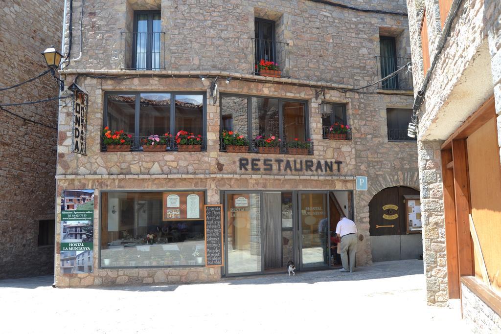 Hostal La Muntanya 카스테야르 데 누그 외부 사진