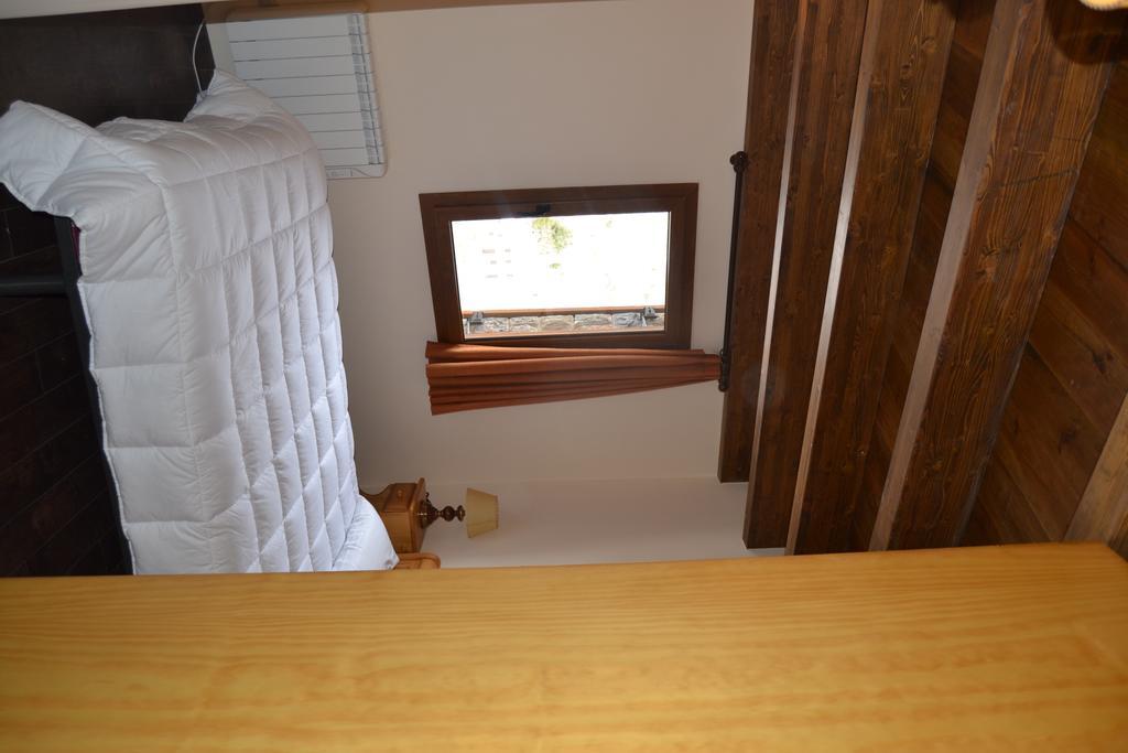 Hostal La Muntanya 카스테야르 데 누그 외부 사진